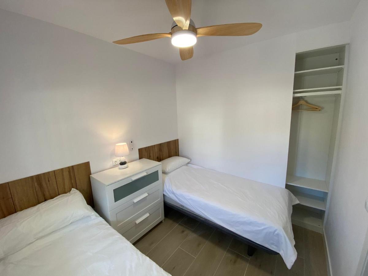 דירות Beachfront, Top Floor Corner 2-Bed, Estepona Paseo מראה חיצוני תמונה